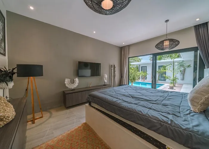 Batik - Brand New & Stylish 3br In Seminyak!