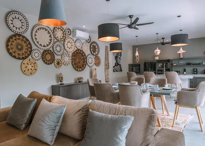 Villa Batik - Brand New & Stylish 3br In Seminyak!