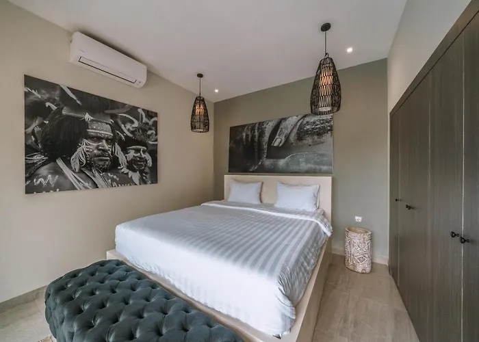 Villa Batik - Brand New & Stylish 3br In Seminyak! *