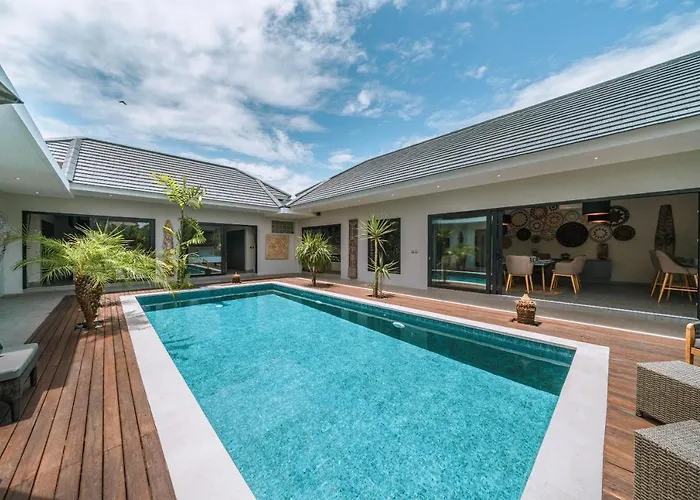 Batik - Brand New & Stylish 3br In Seminyak! Villa Seminyak