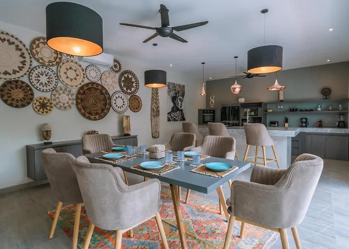 Villa Batik - Brand New & Stylish 3br In Seminyak! Seminyak