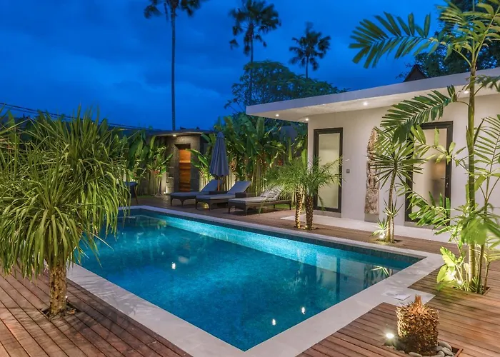 Batik - Brand New & Stylish 3br In Seminyak! Villa