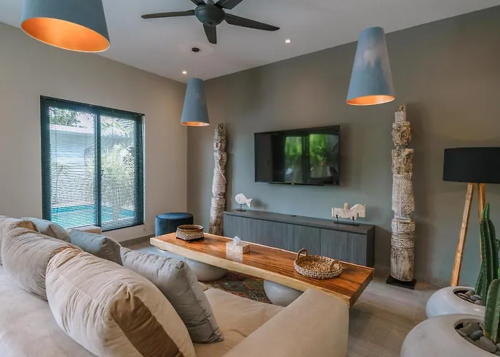 Batik - Brand New & Stylish 3br In Seminyak! * Seminyak