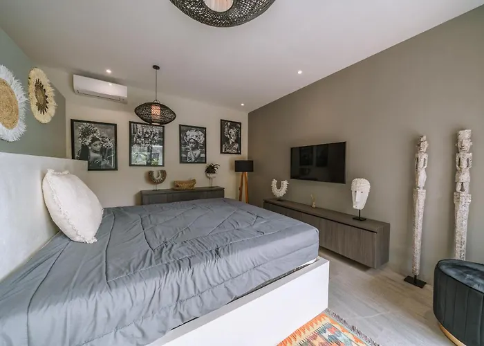 Villa Batik - Brand New & Stylish 3br In Seminyak! *
