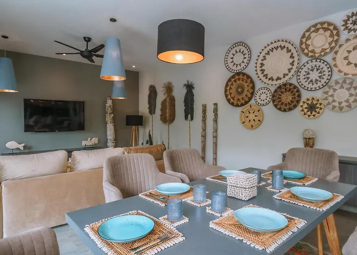 Batik - Brand New & Stylish 3br In Seminyak! * Seminyak