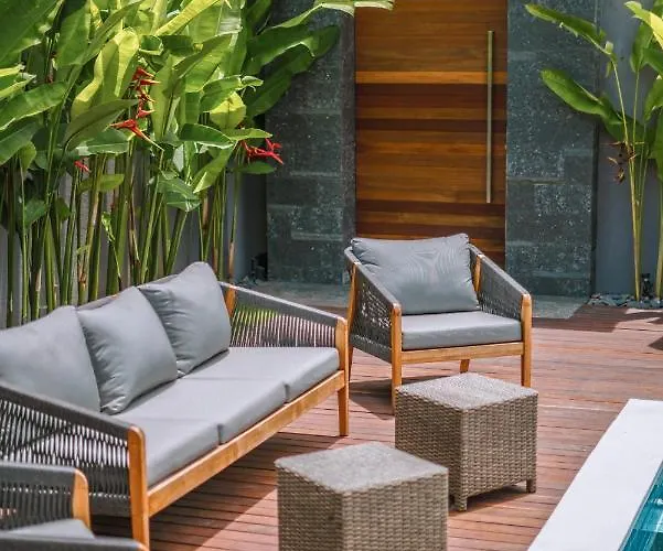 Batik - Brand New & Stylish 3br In Seminyak! *